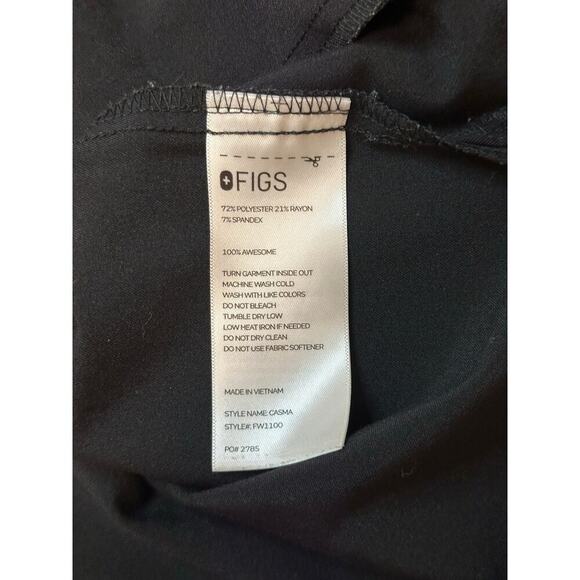 Figs Casma Three-Pocket Scrub Top in Black - Picture 3 of 4